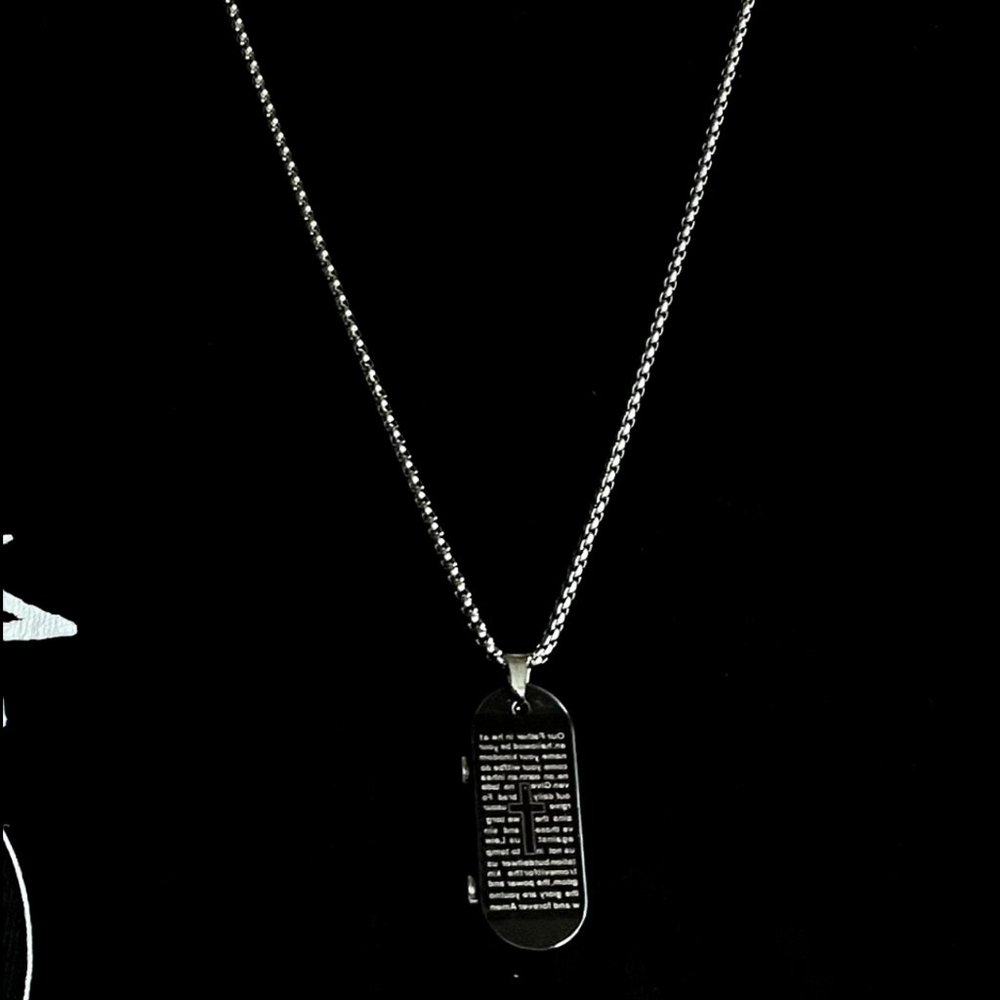 Skateboard Pendant Necklace